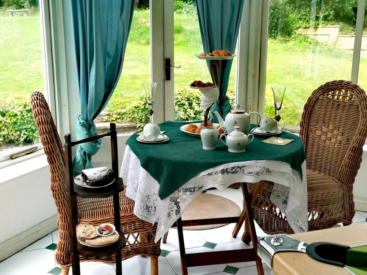 Ferienwohnung Peaceful Retreat Hideaway Surrey Esher Exterior foto
