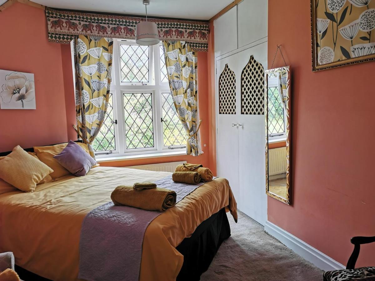 Ferienwohnung Peaceful Retreat Hideaway Surrey Esher Exterior foto